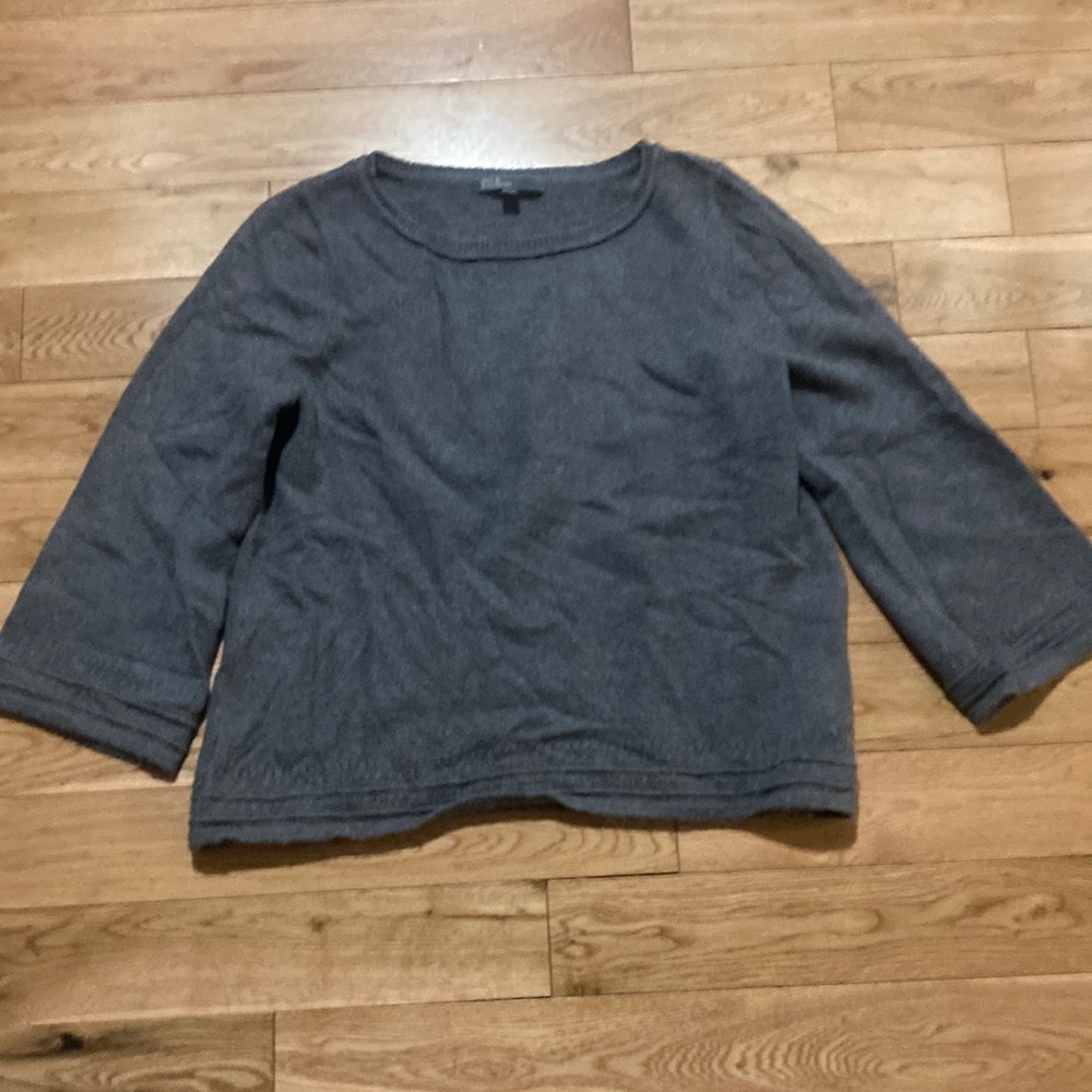 89th & Madison grey sweater